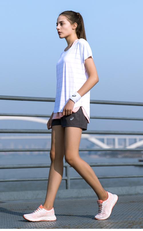 中长跑鞋穿搭图片女士,中长跑穿什么鞋子比较好。 品牌鞋 中长跑鞋穿搭图片女士,中长跑穿什么鞋子比较好。 中长跑鞋穿搭图片女士,中长跑穿什么鞋子比较好。 品牌鞋