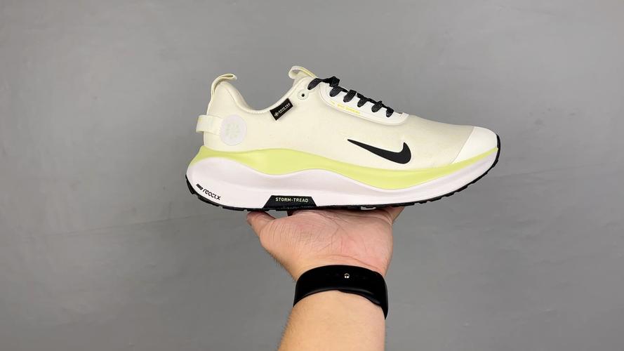 nk跑鞋推荐田径长跑，nike哪款鞋适合长跑。 nk跑鞋推荐田径长跑，nike哪款鞋适合长跑。 大精工智造