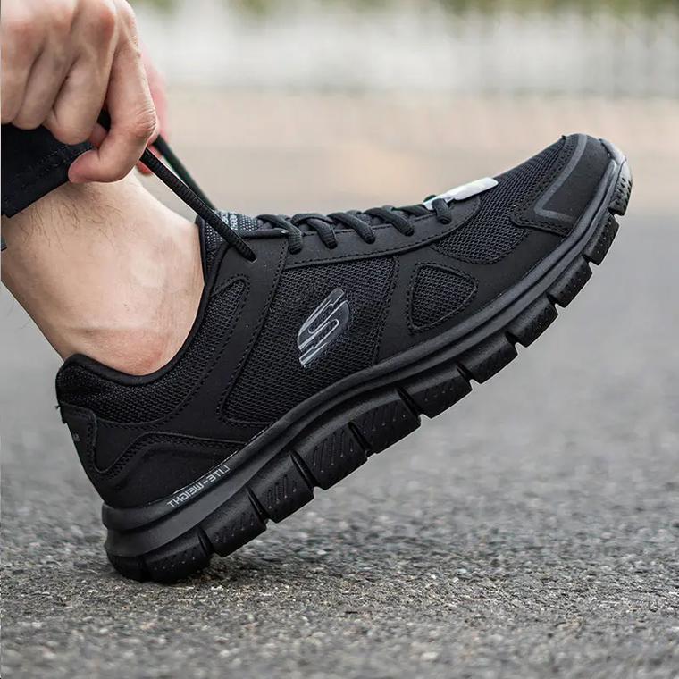 哪双跑鞋最适合跑长跑的人，哪双跑鞋最适合跑长跑的人穿。 哪双跑鞋最适合跑长跑的人，哪双跑鞋最适合跑长跑的人穿。 品牌鞋