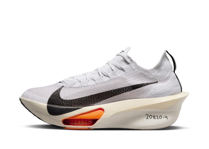 fly3长跑鞋什么配置,nike fly3跑步怎么样。 大匠心设计 fly3长跑鞋什么配置,nike fly3跑步怎么样。 fly3长跑鞋什么配置,nike fly3跑步怎么样。 大匠心设计