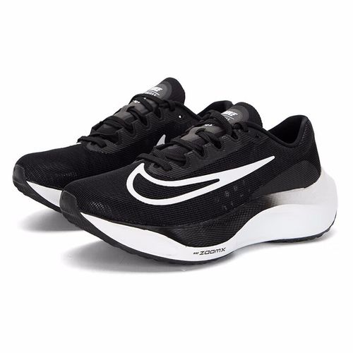 碳纤维长跑鞋,nike碳纤维跑鞋。 品牌鞋 碳纤维长跑鞋,nike碳纤维跑鞋。 碳纤维长跑鞋,nike碳纤维跑鞋。 品牌鞋